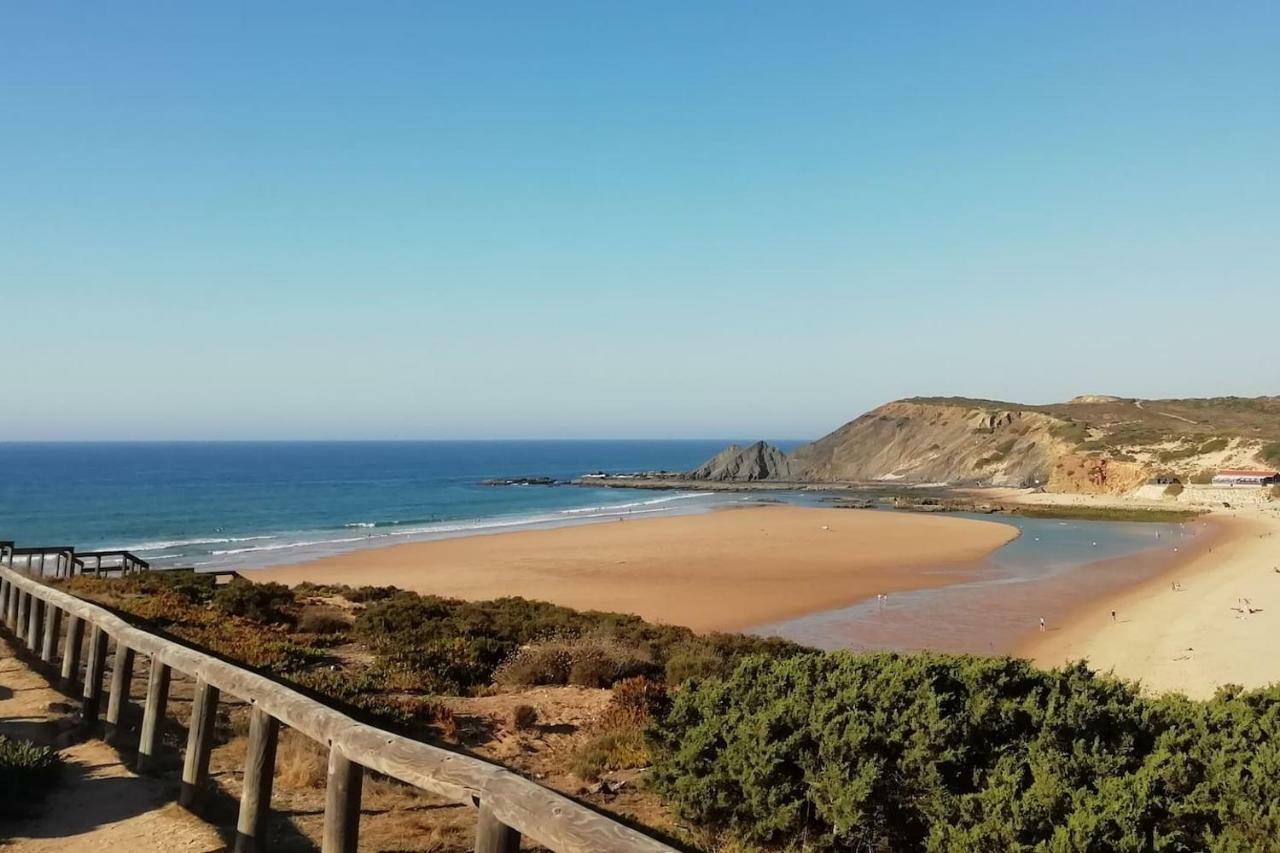 Villa Andorinha With Private Pool In A Quiet Area Aljezur Bagian luar foto